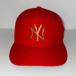Baseball cap with gold trim - one size fits most